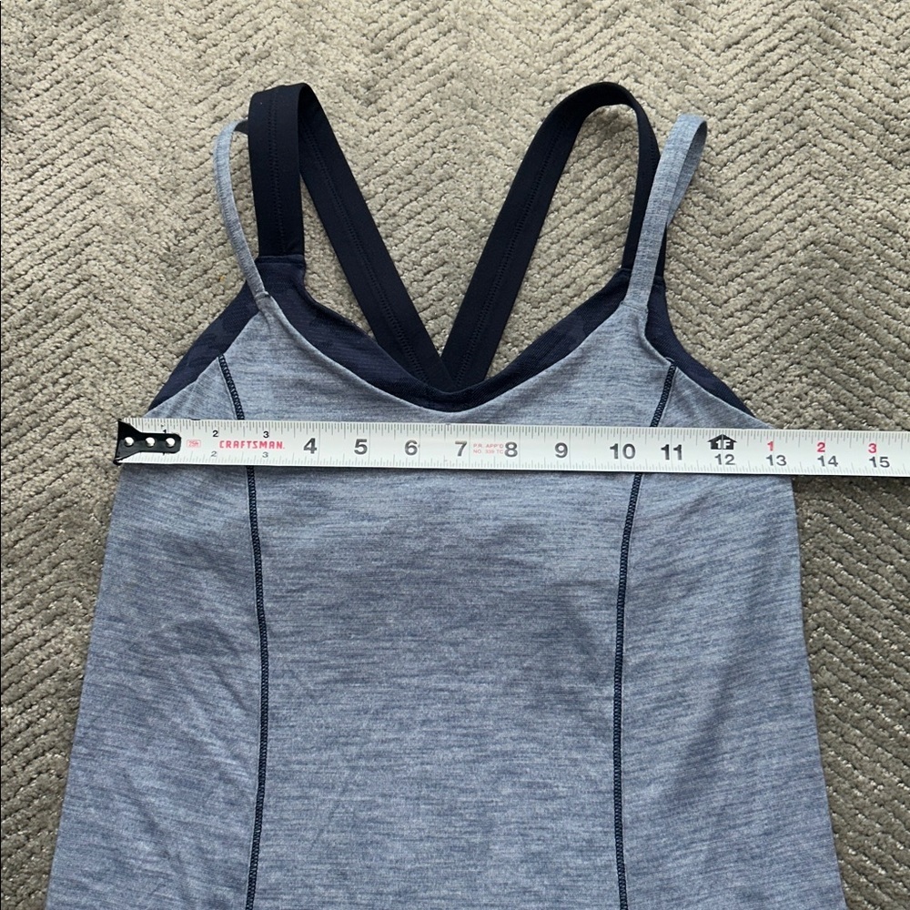 Lululemon Size 6 Heathered Blue Strappy Crossback Built In Bra Tank Top - Picture 8 of 9